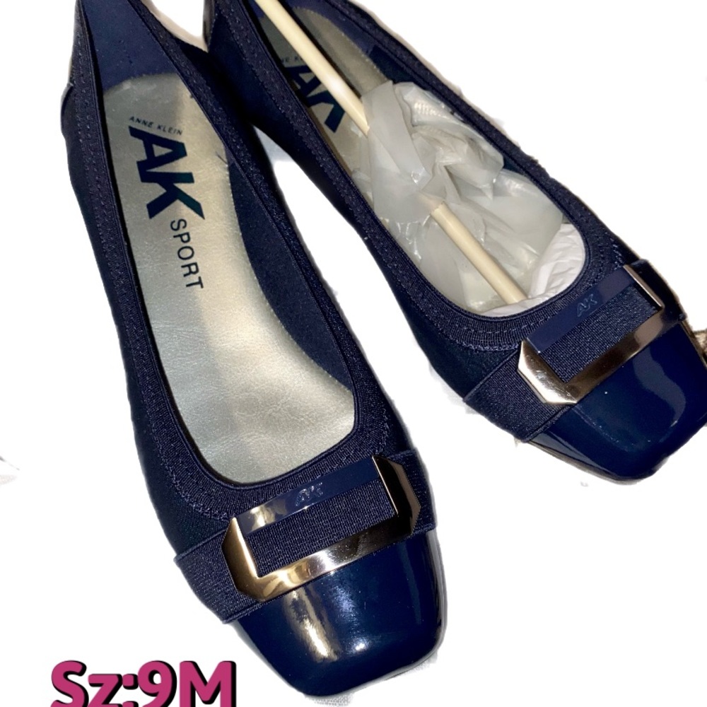 ✨Anne Klein Sport Uplift Buckle Flats - Navy✨